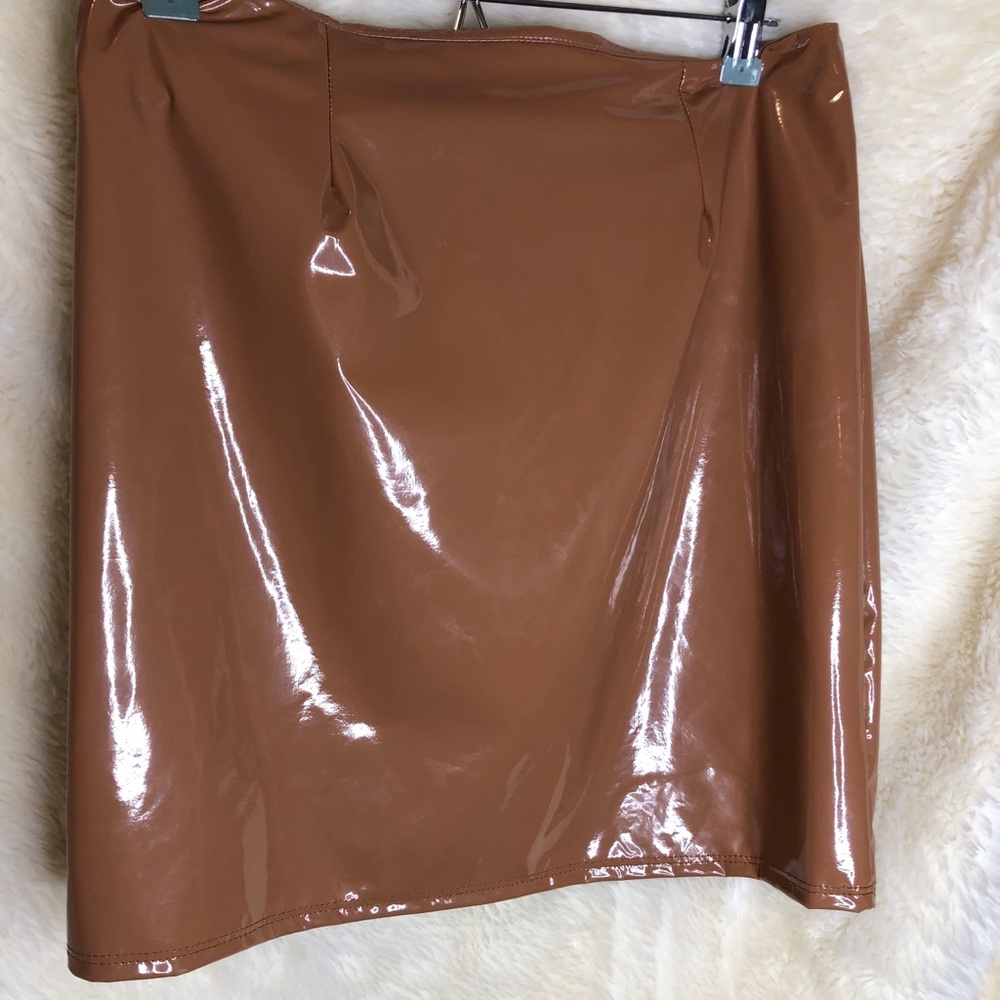 Liquid latex skirt